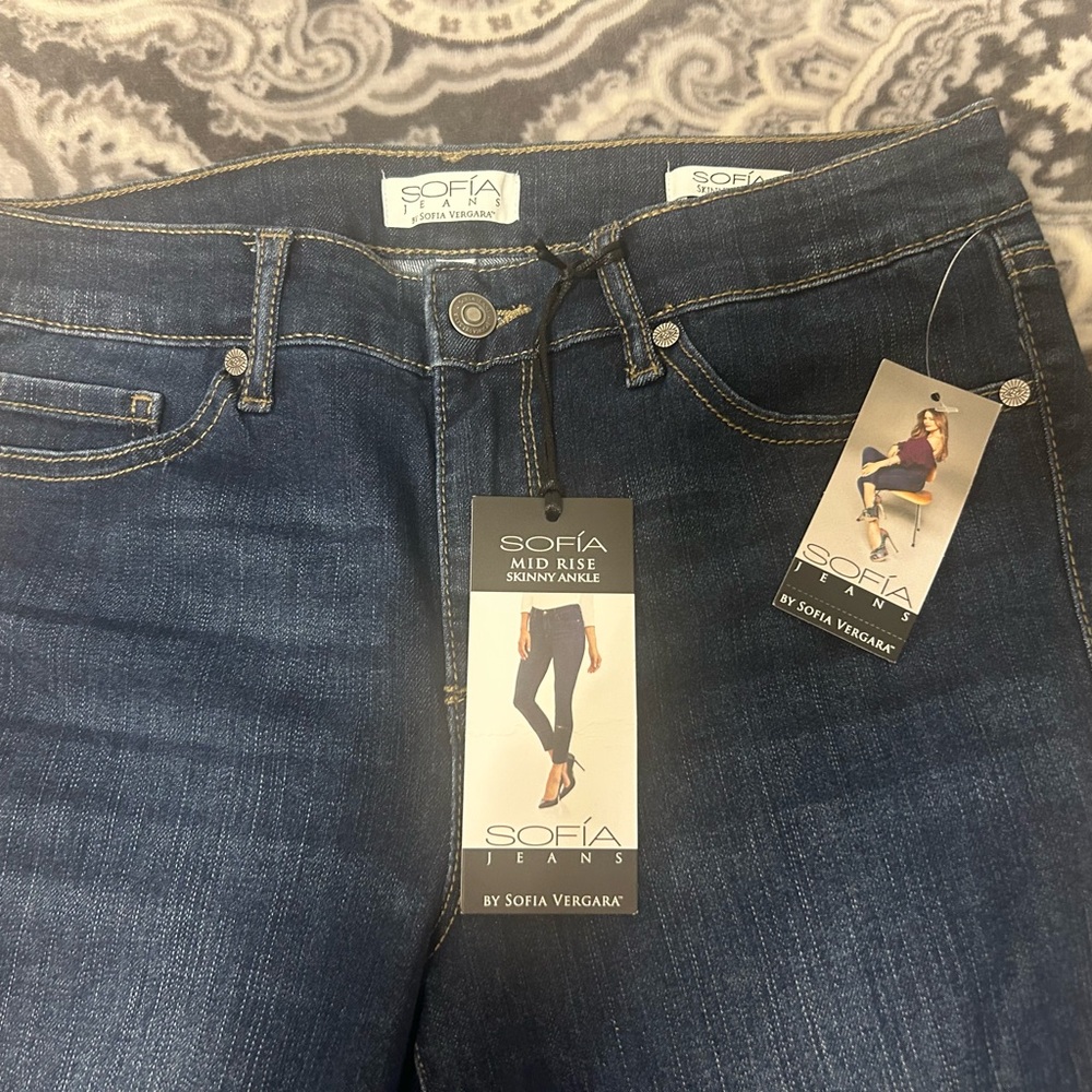 Sofía by Sofía Vergara Dark Blue Mid-Rise Skinny Ankle Jeans